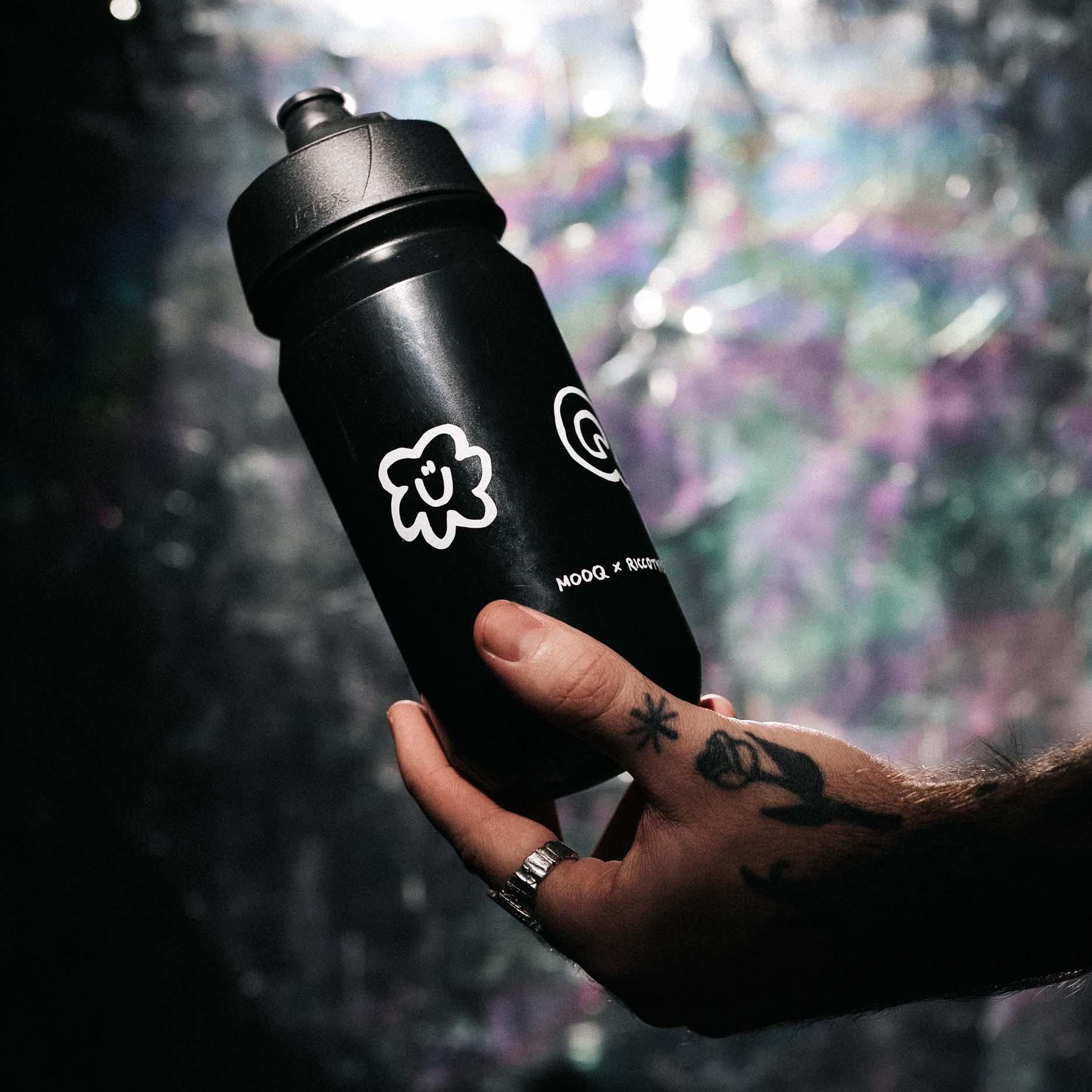 Cyklistická láhev x ricco_type